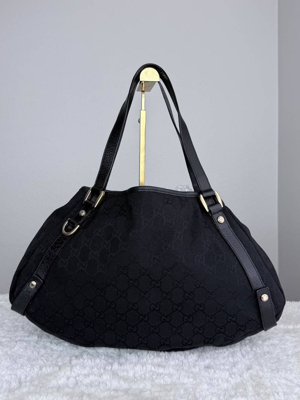Gucci hobo abbey Black Monogram Shoulder Tote with Gold-Tone Hardware